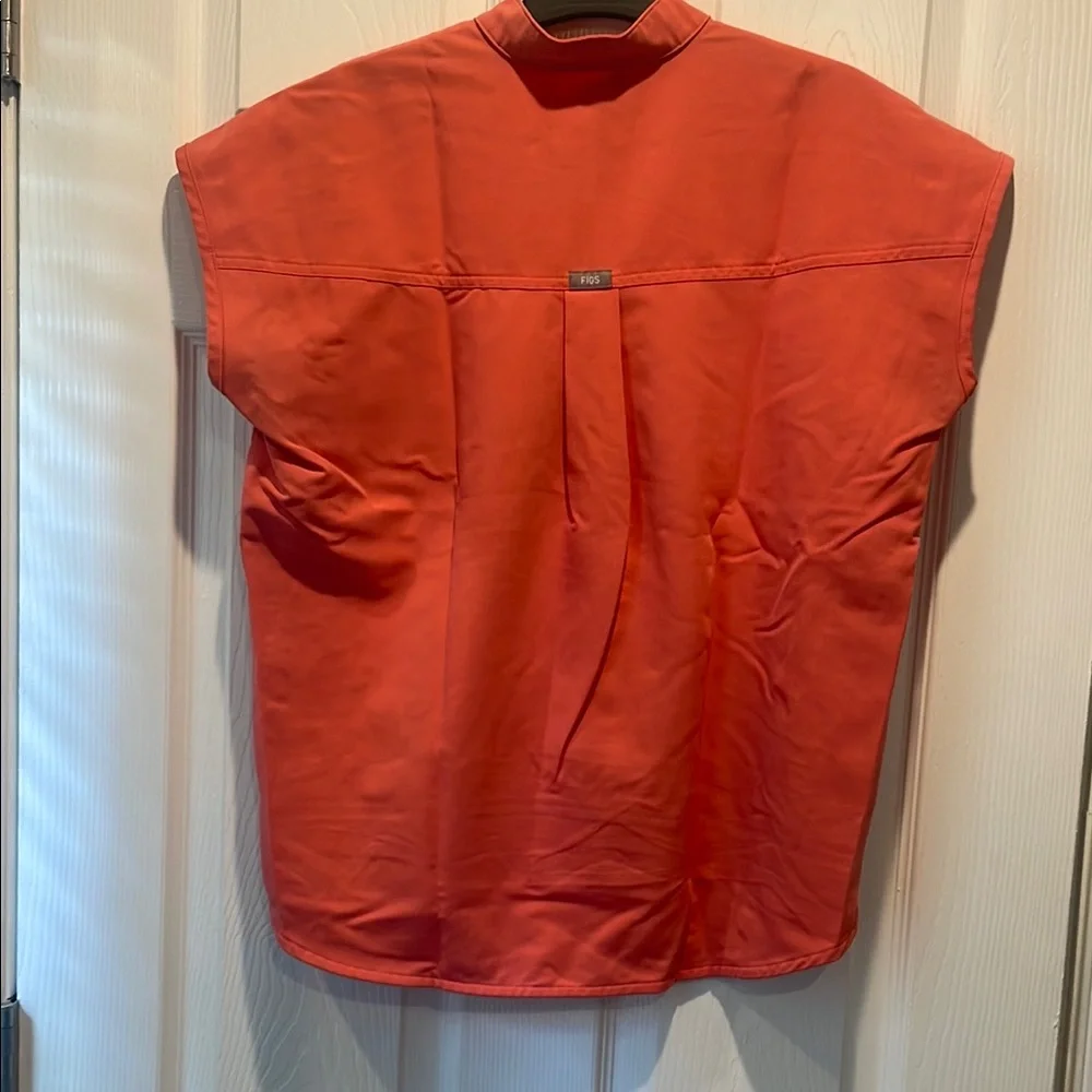 FIGS Women's Coral Tunic Top - Picture 4 of 4